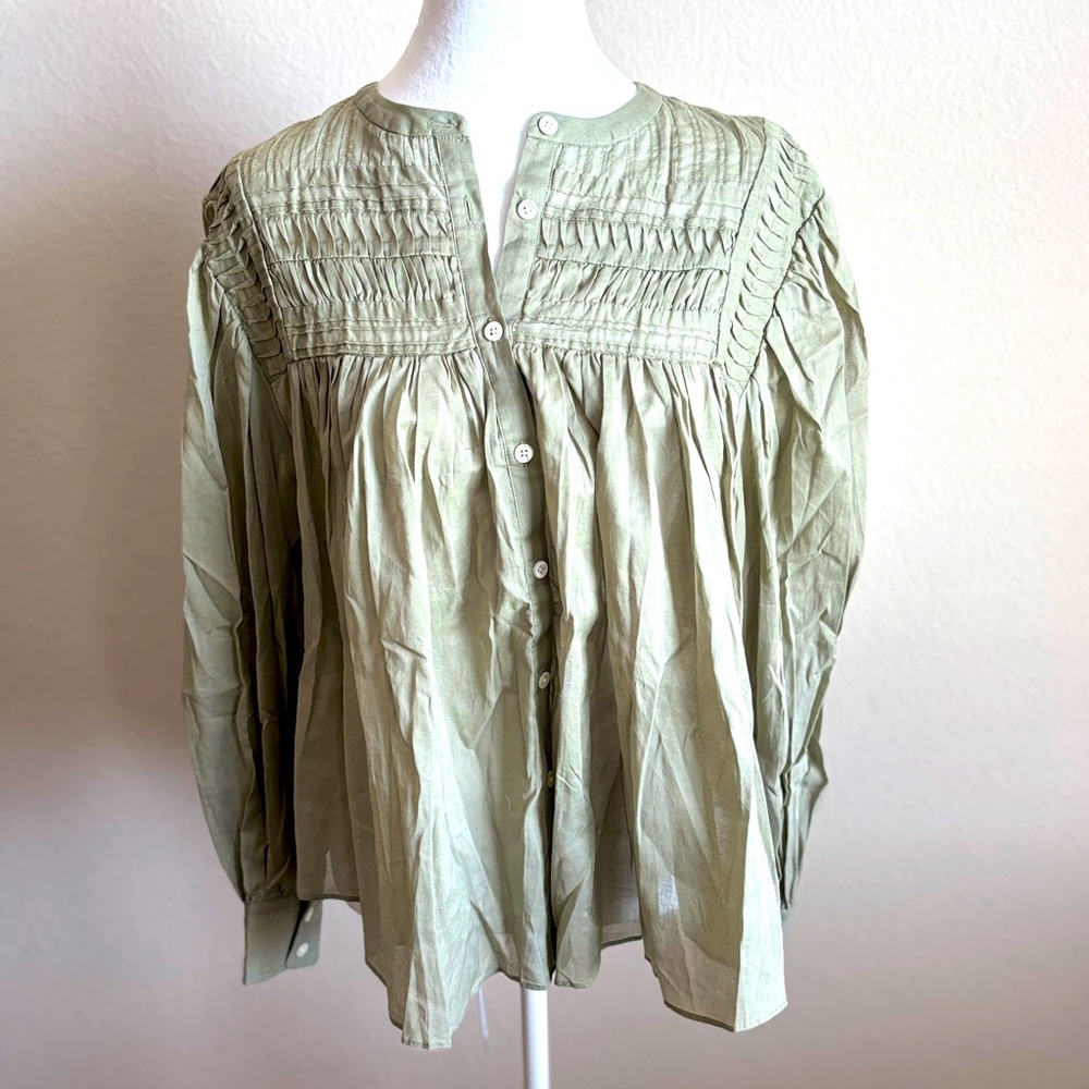 Banana Republic green blouse. Size S